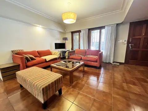 Casa en Alquiler en Ramos Mejia, $ 2.700.000