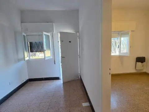 CASA UN DORMITORIO RECICLADA