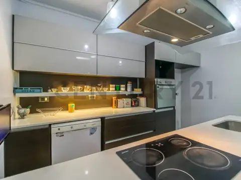CASAS A LA VENTA EN LA PLATA. 4 DORMITORIOS