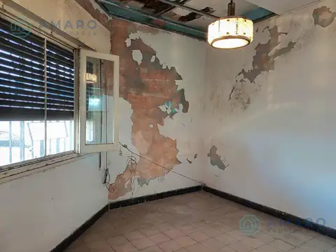 Casa 3 ambientes con 1 baño
