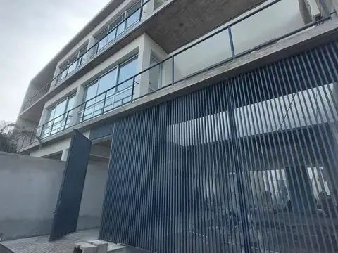 Calle 15a entre 474 y 476 100, Piso 1