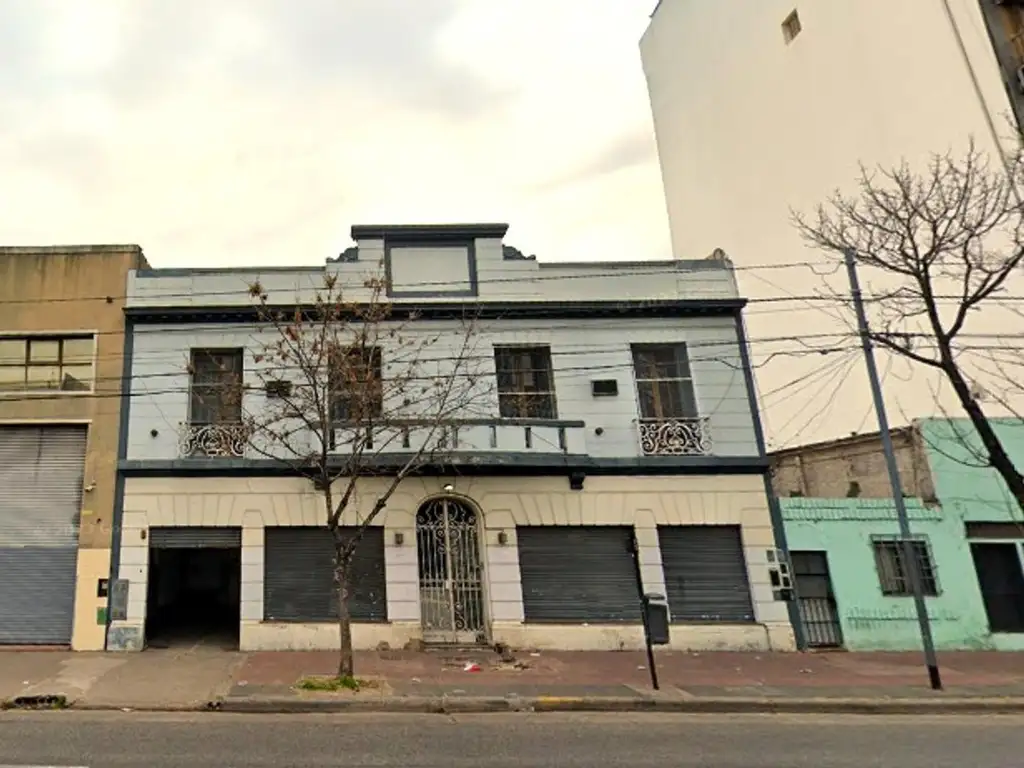 Avenida Juan De Garay 1450