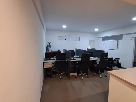 Oficina en Alquiler en Villa Morra I, USD 800