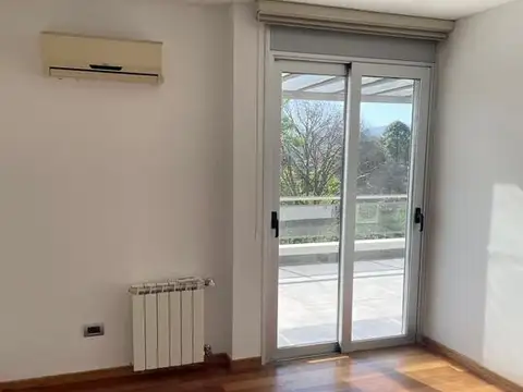 Departamento en Alquiler con 2 cocheras