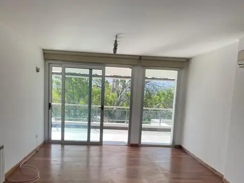 Departamento en Alquiler de 5 ambientes