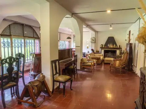 VENTA CASA QUINTA 5 AMB CON PILETA LA LONJA PILAR