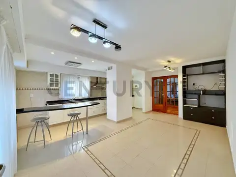 417 e/ 153 y 154 , Piso 0