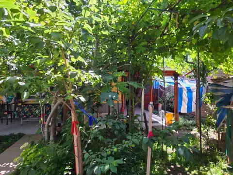 Casa 5 ambientes con 1 baño