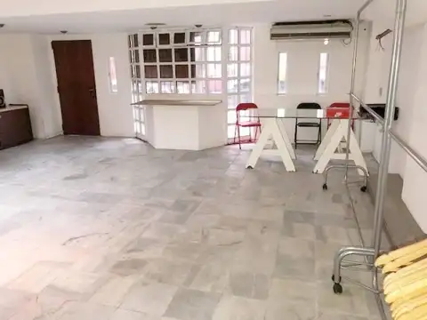 Oficina en Venta 15 años