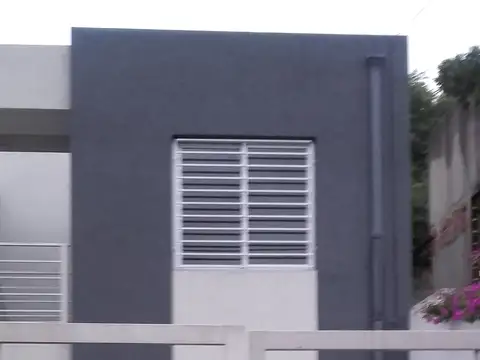 Depto Tipo Casa en Alquiler 8 años