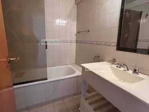 Departamento en Alquiler de 4 ambientes