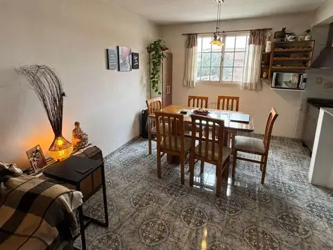Depto Tipo Casa en Venta de 2 dormitorios