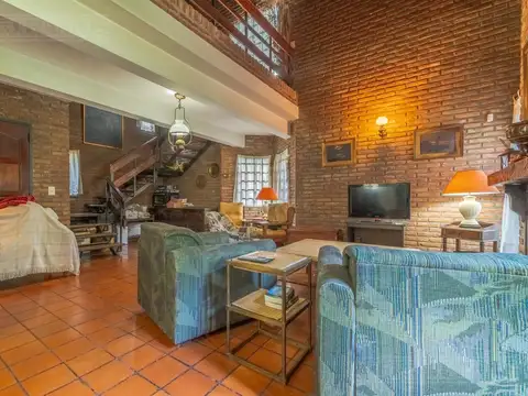 Casa en Venta en Manuel Alberti, USD 215.000