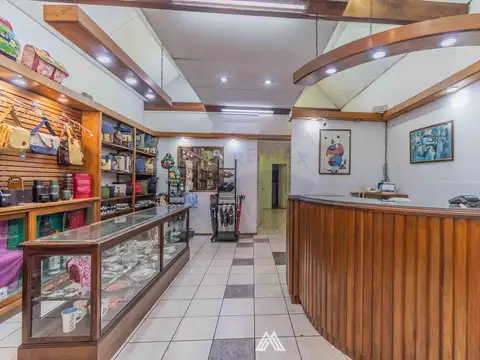 Local en Alquiler 122 años