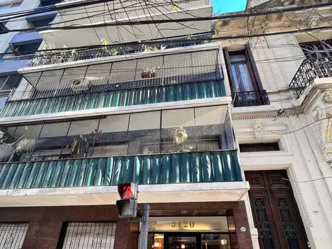 Venta de departamento de tres dormitorios en Palermo .