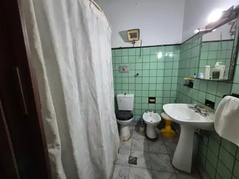 Depto Tipo Casa 2 ambientes con 1 baño