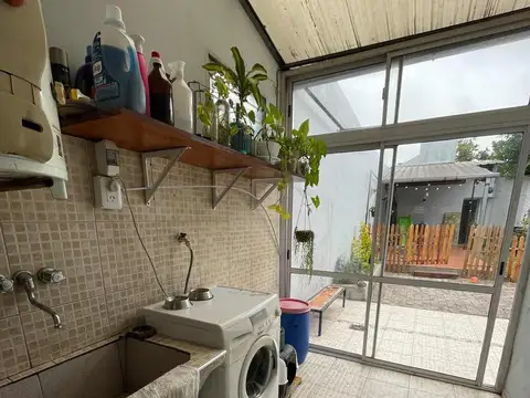 Casa 3 ambientes con 1 baño