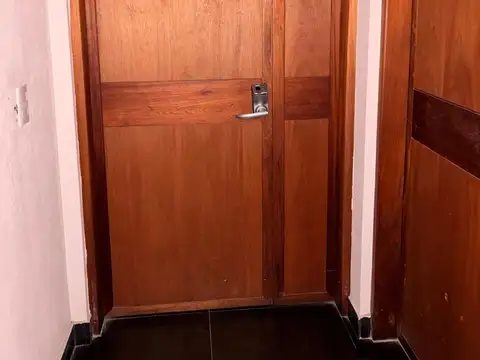 Avenida San Martín 900, Piso 2-2