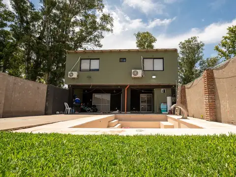 CASA EN VENTA EN ALVEAR CON LOCAL