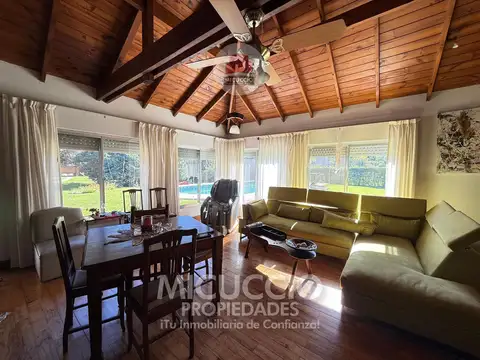 Quinta en Venta en Barrio el Cazador, USD 299.000
