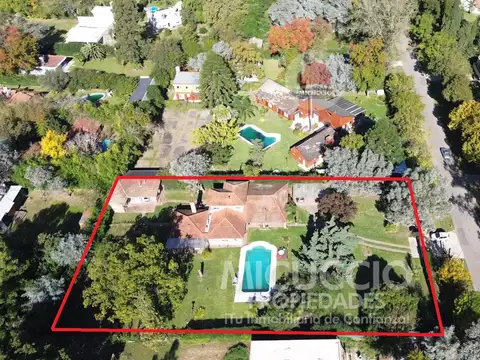 Quinta en Venta en Barrio el Cazador, USD 299.000