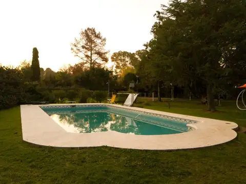 Casaquinta en Venta, Paul Harris 465, Barrio El Cazador. APTA CREDITO