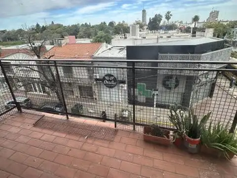 3 De Febrero  590 03 02  San Lorenzo - VENTA Departamento 3 Dormitorios
