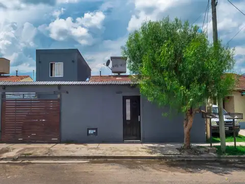 Mza 193A casa 100
