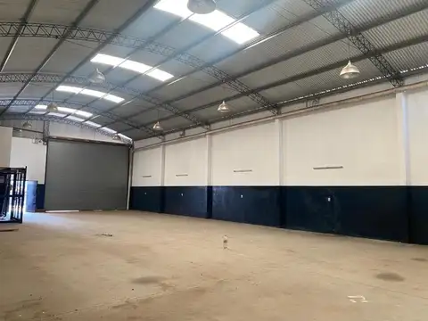 Galpon en Venta en Zarate, USD 160.000
