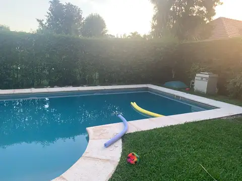 Casa con Pileta en El Sosiego