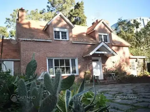 Casa en Alquiler Temporal de 4 dormitorios