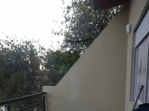 Depto Tipo Casa en Venta 6 años