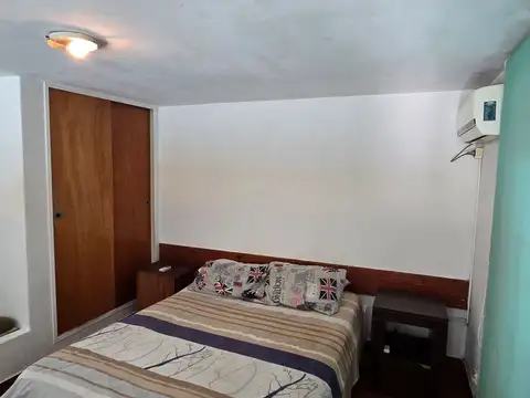 Depto Tipo Casa 2 ambientes con 1 baño