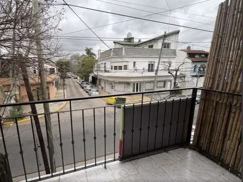 Depto Tipo Casa 2 ambientes con 2 baños