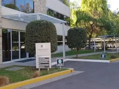 Oficina 4 ambientes con 1 baño