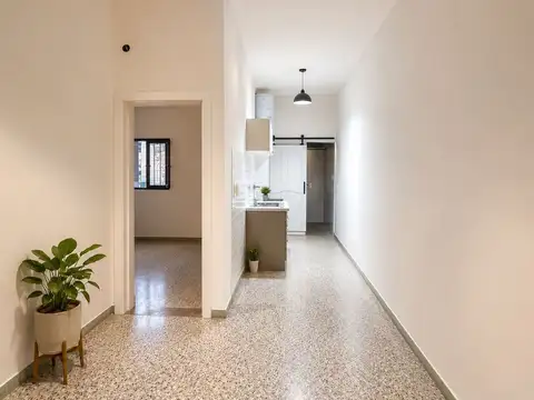 VIVIENDA MULTIFLIAR EN VENTA FLORENCIO VARELA