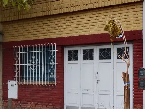 CASA A DEMOLER EXCELENTE PUNTO DE MENDOZA CIUDAD