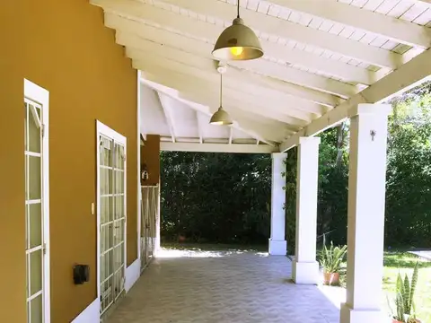 Excelente Casa en Jardines de Escobar