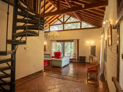 Casa Exclusiva En Venta Estilo Unico