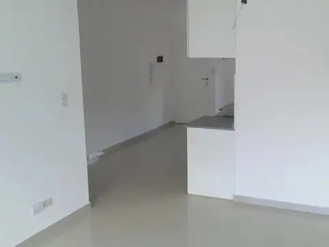 Departamento en Alquiler en General San Martin, $ 550.000