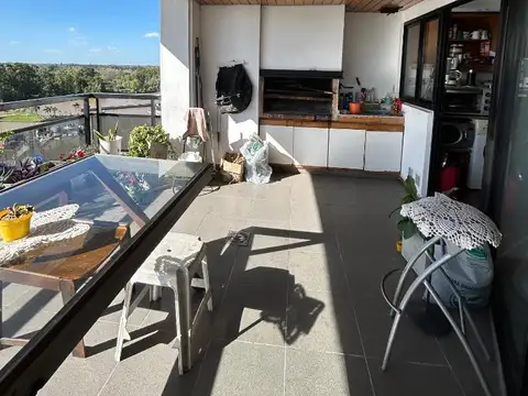 Departamento 4 ambientes con 2 baños