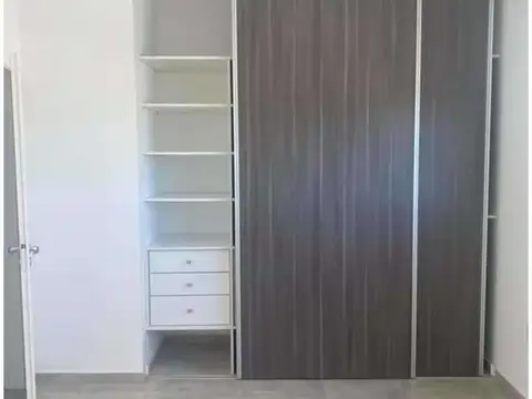 DEPARTAMENTO 2 AMBIENTES  1º piso Frente