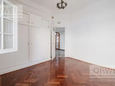 Oficina en VENTA - Edificio de Categoria