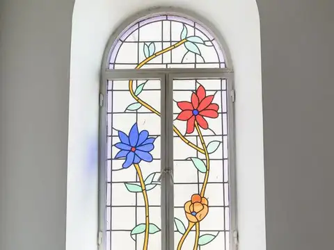 Oficina 4 ambientes con 2 baños