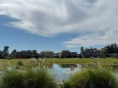 Terreno en  Greenville Polo & Resort. Vista Laguna