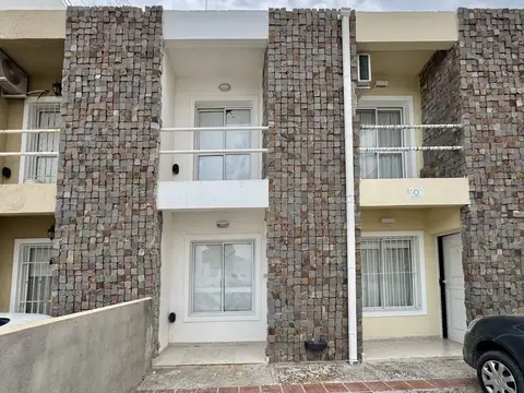 Duplex en alquiler - Pasaje Rapoport 131