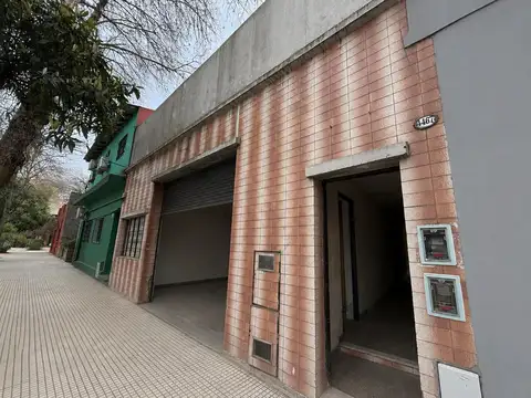 Galpon en Venta en Chacarita, USD 385.000