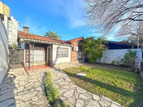 126- LAMADRID 2300, Piso PB