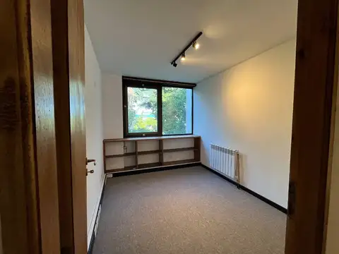 2 OFICINAS EN ALQUILER CON COCHERA CALLE PASO