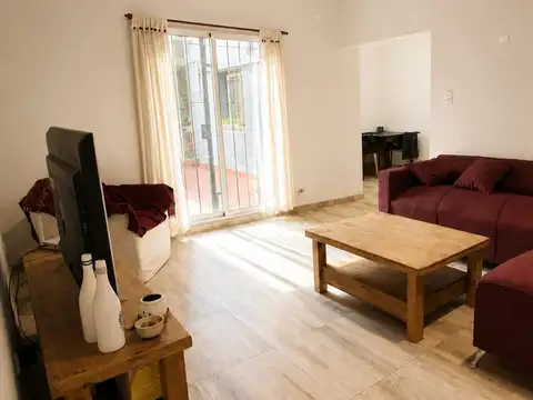 Depto Tipo Casa en Venta de 3 ambientes